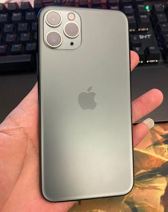 徐汇苹果维修点分享iPhone 11 Pro黑屏小众故障解析 